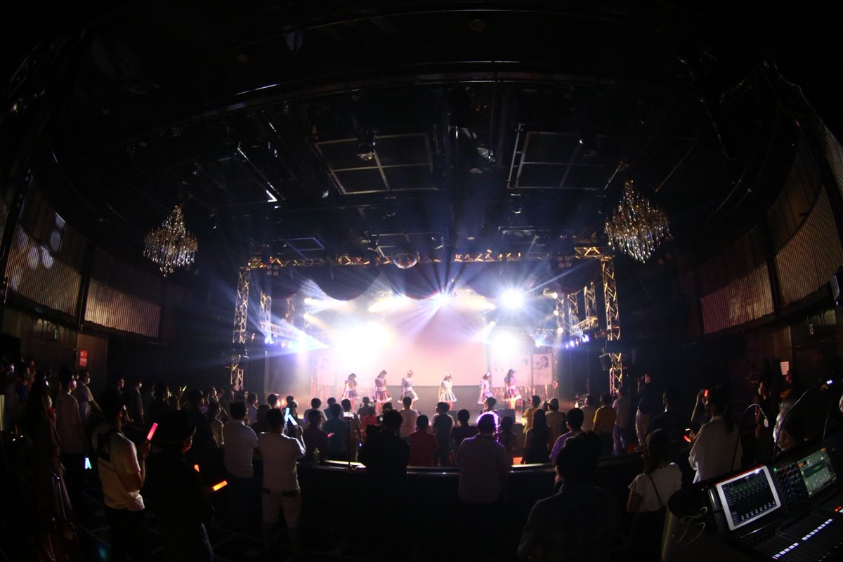 xholicofficial's tweet photo. あかねです @AkaneOfficial_ 🧡

2ndワンマンライブありがとうございました☺️ファンの方々とスタッフの皆さんが沢山準備をしてくださったおかげで大成功でした🌈

今はオリンピックを見て感動してます！
知り合いも出てます🥋

最後のツイートだ！
皆ありがとう♡メンバーもファンの皆もだーいすき♡ https://t.co/iwQ00x2nlg