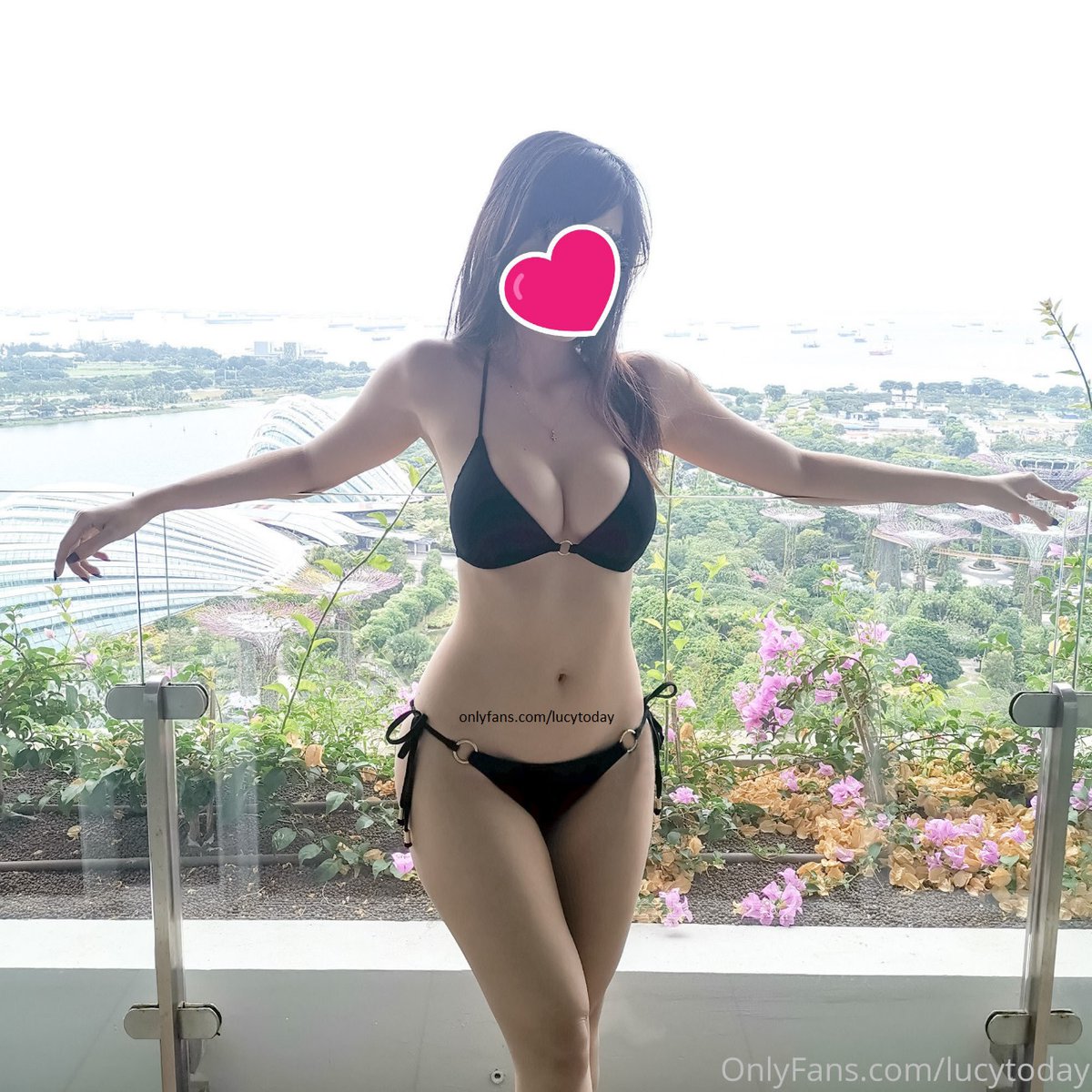 LucyTodayy's tweet photo. Good enough to be on FHM magazine😛? See more at https://t.co/7FUvNhlxZP https://t.co/EIEkjVEoHh