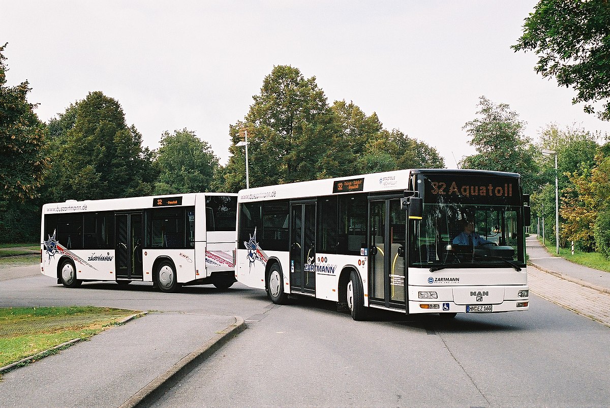 Larsi67's tweet photo. @LuanaNussbaum @melli_mail Schätze mal, das es so werden könnte! Die Ungeimpften sitzen dann im Hänger😅😅‼️
Frei nach dem Motto: Kennst du den Witz vom Busfahrer? "Nee, ich hab im Hänger gesessen.😬😅😅 https://t.co/uGBdEwlByl