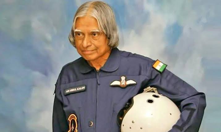 sruthips's tweet photo. My humble tribute to Our Super Hero💐
#APJAbdulKalam
#apjabdulkalamsir
#Kalam https://t.co/PB3iAE4h0b