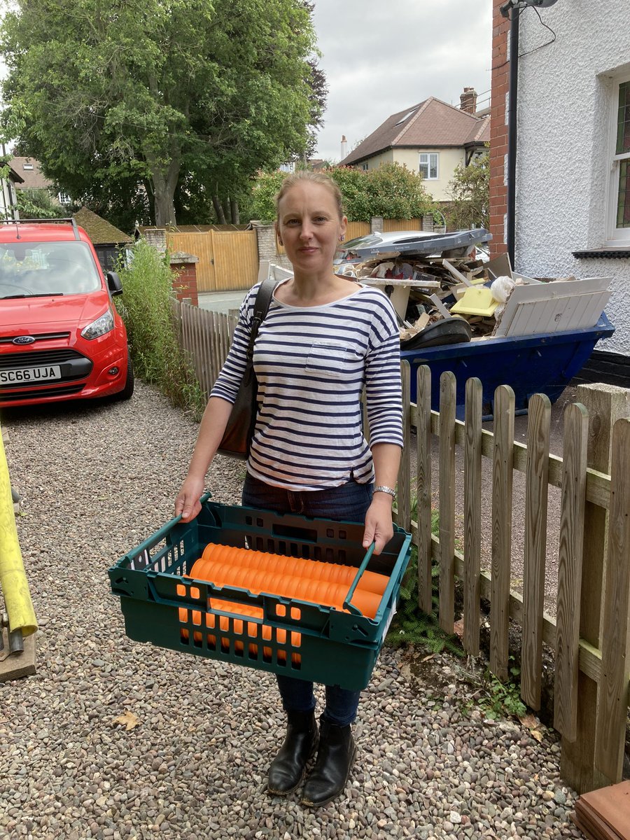 #teamreuse is growing every day! Here’s Rachel from the @CavalierCentre collecting our cups to eliminate #singleuse rubbish at their centre where #ponieshelppeople