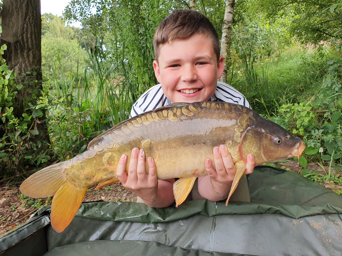 webb_alison's tweet photo. One very happy boy this morning💙🎣 @DeanMacey @TomDove11 https://t.co/lVagAhnkhQ