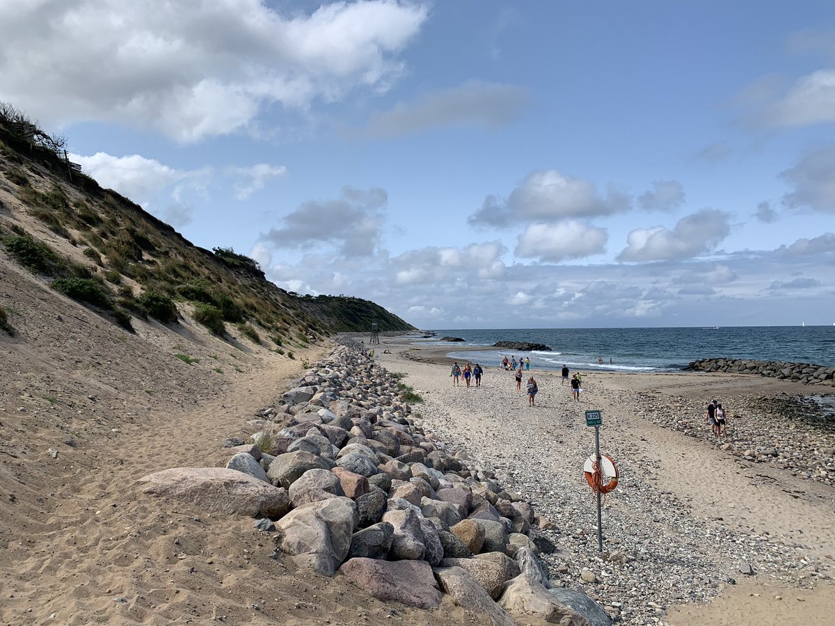 Dries_Willems's tweet photo. Holiday weekend daytrip to #Heatherhill and #TibirkeBakker in #Nordsjælland.

#Staycation in #BeautifulDenmark ☀️ https://t.co/IcuRDo5FLE