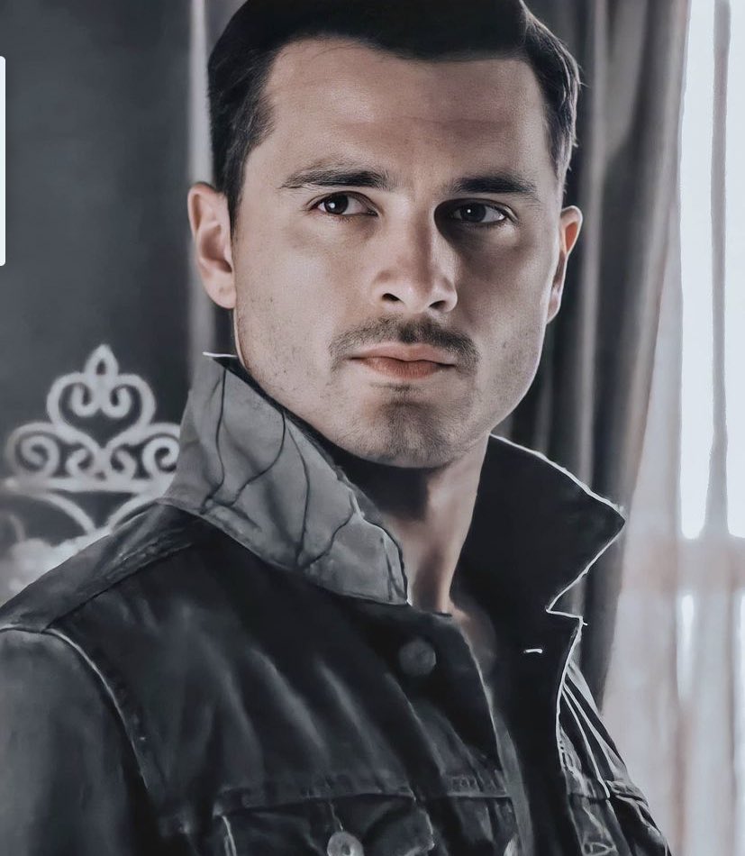 𝐌𝐨𝐧𝐠𝐫𝐞𝐥𝐬