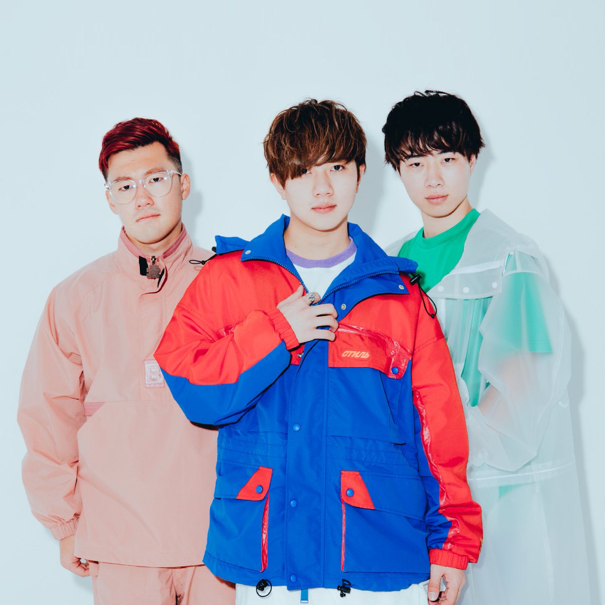 HMV_Japan's tweet image. 【#アバンティーズ】
2nd EP「Fresh Color」発売記念オンライントーク&amp;amp;サイン会8/29(日)開催決定🎊👏

HMV&amp;amp;BOOKS onlineにて対象商品ご購入で、
アバンティーズと対1でビデオ通話&amp;amp;サイン会をお楽しみいただけます！ぜひご参加ください！
詳細はコチラ hmv.co.jp/news/article/2…

#FreshColor