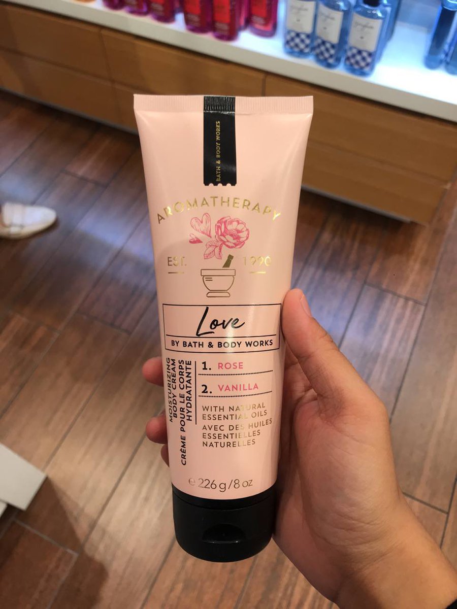 ladiesquad_'s tweet photo. LELONG BBW 👀 💯 🛍 

semi annual sale ni biggest sale bbw! kalau korang tak sempat grab pape haritu meh join lelong sesh sini: 

https://t.co/xV6DIL8sdo https://t.co/wVI5pL6b6r