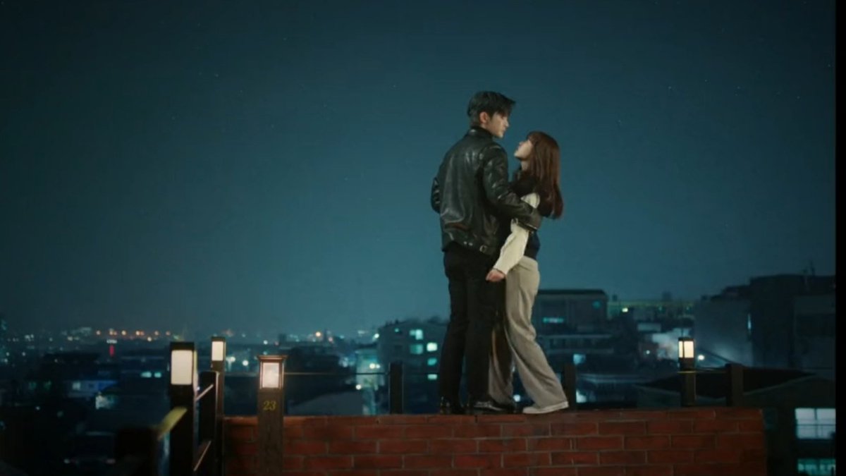 Со ин гук однажды разрушение постучалось в мою дверь. Softbox разрушение вошло в мой дом. Так дон гён однажды разрушение. Однажды разрушение вошло в дверь моего дома дорама поцелуй. Со ин гук 2021 однажды разрушение.