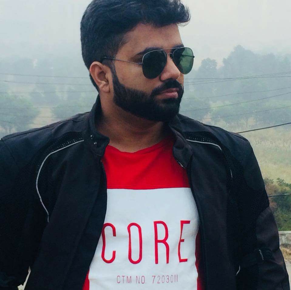 #NewProfilePic 
#sunglassestwitter 
#beards 
#bikerlife