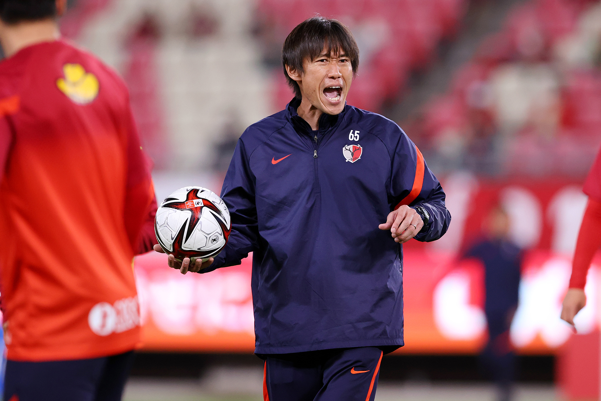 鹿島アントラーズ お知らせ Antlers Kashima 鹿島アントラーズ トップチームの熊谷浩二コーチとギリェルメフィジカルコーチが退任することになりました 熊さん ギリェルメ ありがとうございました これからの活躍を心から祈っています 詳細は