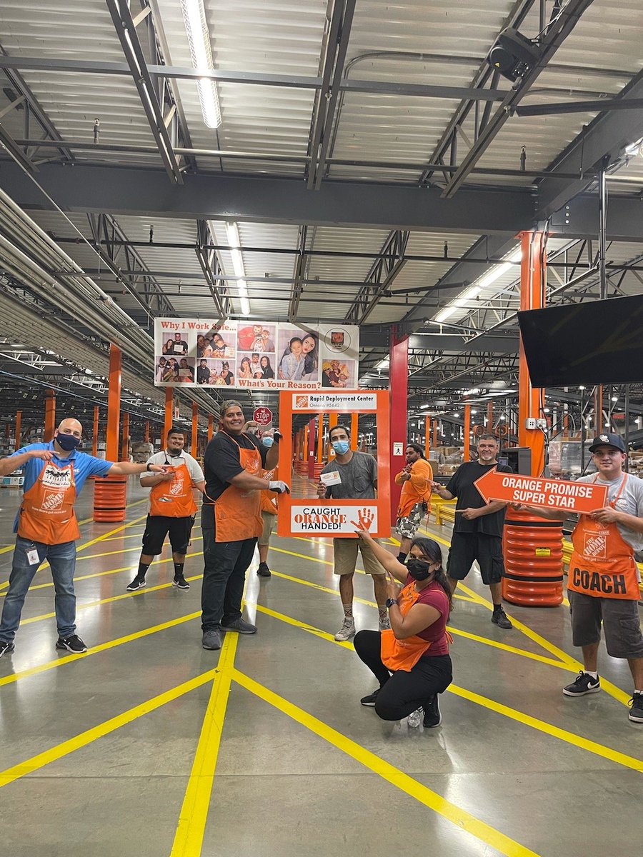 Nataly_Thd5087's tweet photo. 🚫Can't forget about Gabriel, Chuey, Jose and Michael!!!👏🏼👏🏼 #CaughtOrangeHanded 🍊🖐 #InFocus5642 #SafeNotNice #Ontario5642 #SafetyFirstSafetyAlways https://t.co/wbXGIOCORt