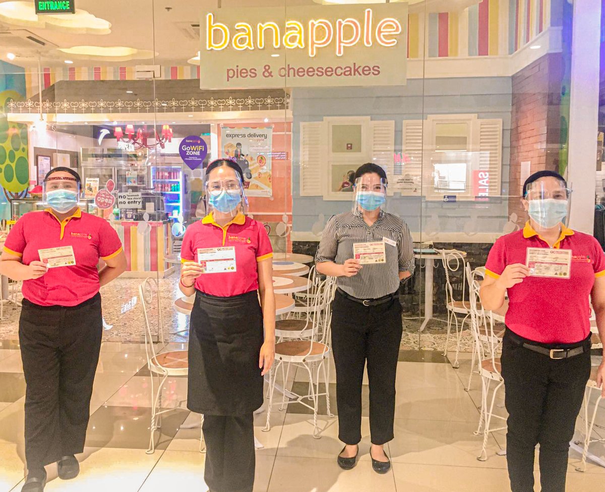 we're one with you in keeping the neighborhood safe and healthy 💪 your friendly banapple neighbors are fully vaccinated!