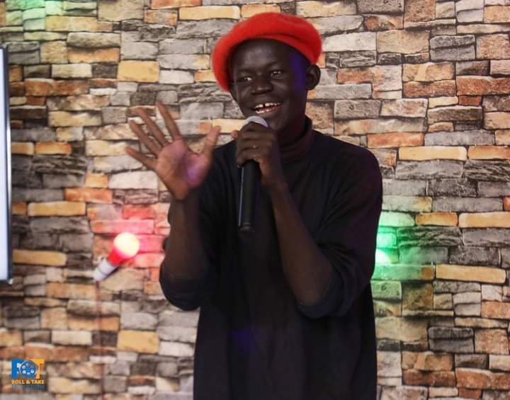 sarahmtalii's tweet photo. Young but very talented, yjs guy will be going to far. #SquiroComedy https://t.co/K4YwxCpfwY