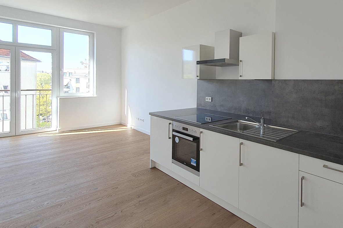 AGBF_RealEstate's tweet image. Zum Objekt: bit.ly/agbfminiloftj1…

Mini-Loft in Berlin-Wilmersdorf
• ca. 37 m² Wohnfläche

Mini-loft in Berlin-Wilmersdorf
• approx. 37 sqm living space

#J13041

#miniloft #loft #berlin #wilmersdorf #kitchen #livingroom #zuverkaufen #wohnungzuverkaufen #miniloftberlin