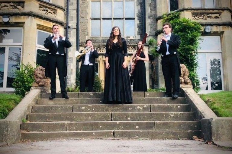 Bydd <a href="/VicSalonBand/">Victoria Salon Band</a> nol gyda ni ym mis Awst am gyngerdd awyr agored, Gala Opera’r Haf ym mis Awst 🎶🍷

<a href="/VicSalonBand/">Victoria Salon Band</a> will be back with us for an outdoor Summer Opera Gala this August 🎶🍷

Archebwch nawr - Book now:
buff.ly/2UP0SxW