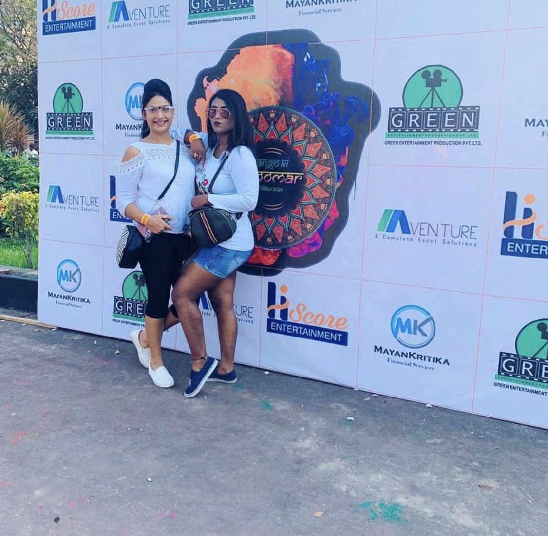 BFF…… guys plz support me show you love Retweet #Follow4FollowBack #feminism #f4f #feminist #follow #girls #lesbian #lesbians #LGBT #lgbqt #LGBTQ #RETWEET #shemale #shemalebeauty #shemalereal #trans #transsexual