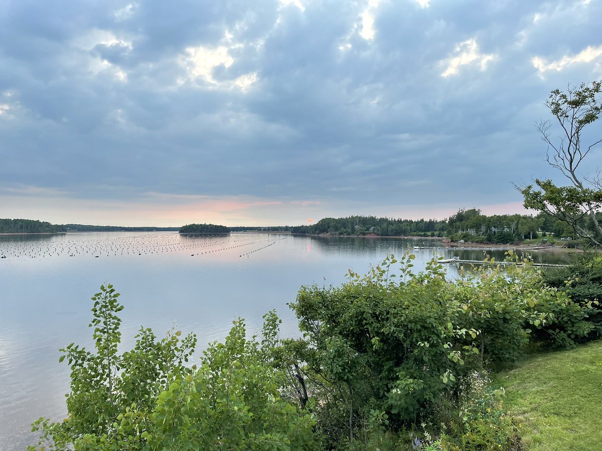 beach_footprint's tweet photo. The strangest (Star Wars Death Star) sunset 26-07-2021 ever seen on the Brudenell River #PEI. Unfiltered #iPhone 12 photos. No doubt caused by western Canada smoke from wildfires. https://t.co/WKrG5BdTwJ