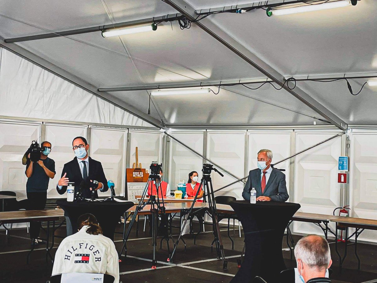 🇧🇪Royal Belgian Shipowners' Association (@be_shipowners) on Twitter photo 🙏Many thanks to Minister <a href="/VincentVQ/">Vincent Van Quickenborne</a> <a href="/FODMobiliteit/">FOD Mobiliteit</a> <a href="/gzaziekenhuizen/">GZA Ziekenhuizen</a> @PortofAntwerp
We urge for similar actions at 🇪🇺EU level to push for a stronger policy at <a href="/IMOHQ/">International Maritime Organization</a> level to resolve this crisis.
🇧🇪#boldlyBEyond🇧🇪
4/4
<a href="/alexanderdecroo/">Alexander De Croo 🇧🇪🇪🇺</a> <a href="/vonderleyen/">Ursula von der Leyen</a> <a href="/vrtnws/">VRT NWS</a> 🙏Many thanks to Minister <a href="/VincentVQ/">Vincent Van Quickenborne</a> <a href="/FODMobiliteit/">FOD Mobiliteit</a> <a href="/gzaziekenhuizen/">GZA Ziekenhuizen</a> @PortofAntwerp
We urge for similar actions at 🇪🇺EU level to push for a stronger policy at <a href="/IMOHQ/">International Maritime Organization</a> level to resolve this crisis.
🇧🇪#boldlyBEyond🇧🇪
4/4
<a href="/alexanderdecroo/">Alexander De Croo 🇧🇪🇪🇺</a> <a href="/vonderleyen/">Ursula von der Leyen</a> <a href="/vrtnws/">VRT NWS</a>