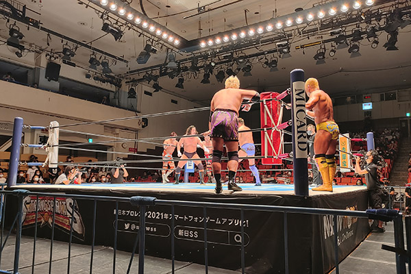 新日本プロレスリング株式会社 S Tweet オープニングマッチ 東京ドーム決戦を終え 本日から新章突入 まずは 本隊チームによる6人タッグ戦 辻は待望の海外遠征が決定 7 27 Summer Struggle 21 後楽園大会 新日本プロレスのスマホサイトで独占詳報中