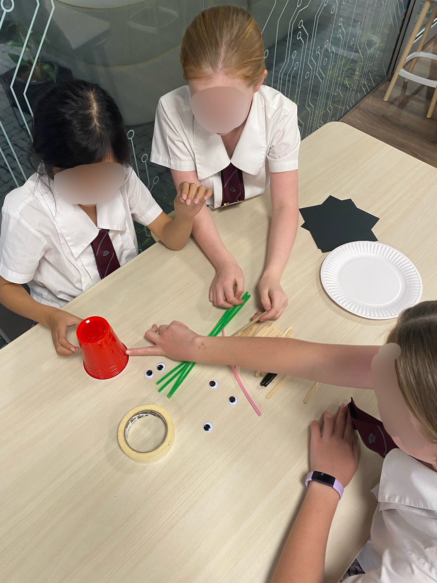 belpiggott's tweet image. Sphero battle bot design.  #LearningatOC  @Sphero  #STEMClub #Spherohero @m4fstar