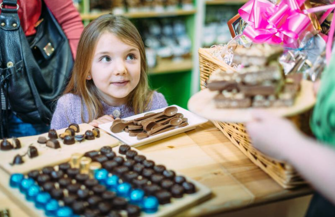 Who is looking forward to their Clare subscription box arriving? There are some real gems coming your way! Ready for a sneak peek of what will be inside? Delicious Wilde chocolate treats created Patricia Farrell and her small, dedicated team!