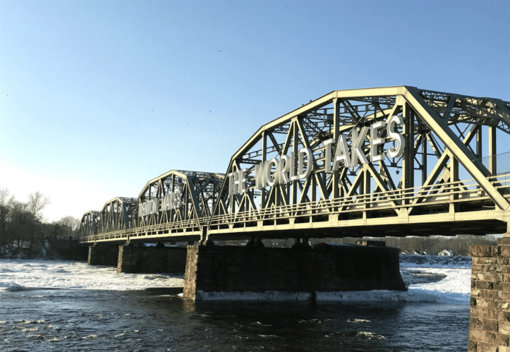 Congresswoman Bonnie Watson Coleman (NJ-12) recently announced the passage of two targeted infrastructure projects for the City of Trenton through the House Appropriations Committee.

trentondaily.com/rep-watson-col…