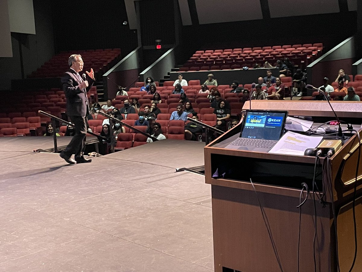 Super morning with Dean Wang welcoming 120 new students to the college #keanu #keanCBPM