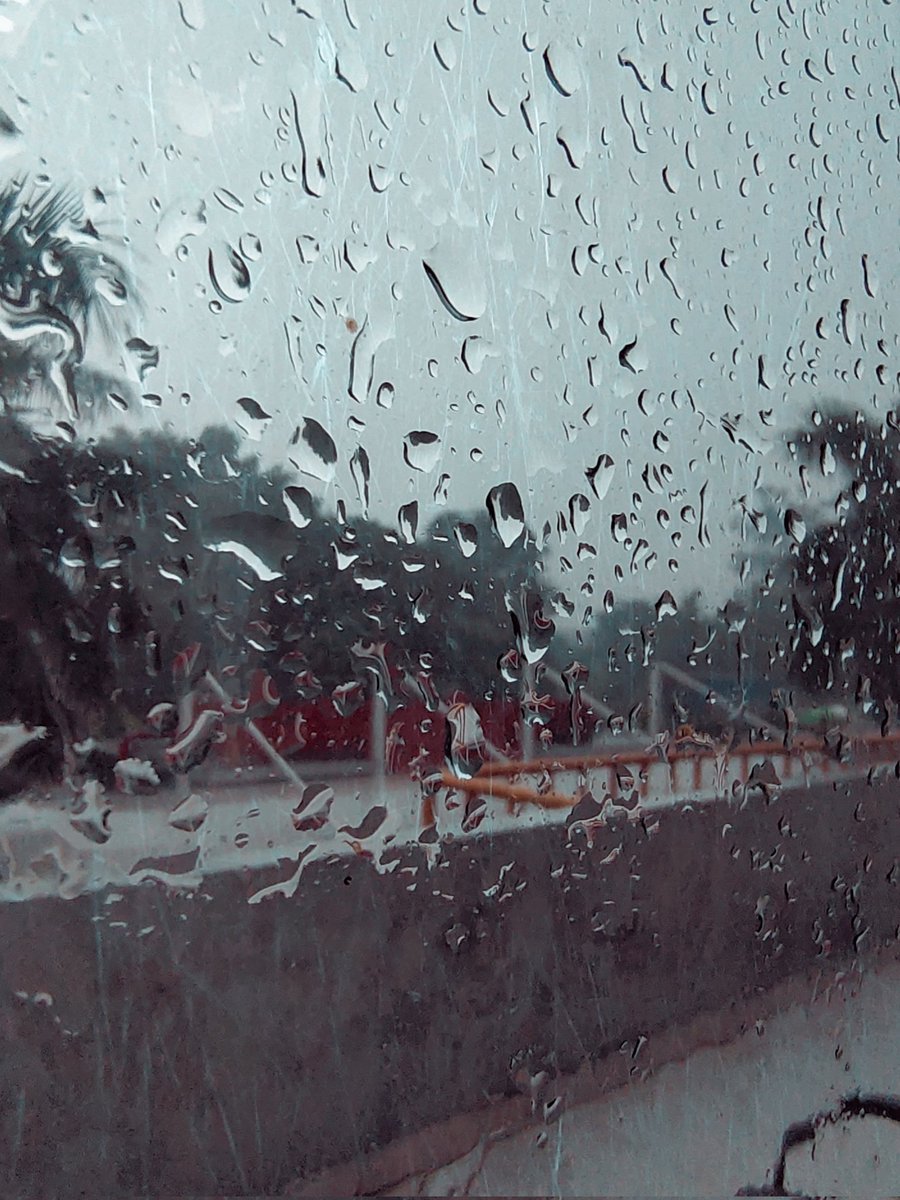 lostwithvicky's tweet photo. Time itself comes in dropes.๐ง๏ธโค๏ธ
#mobilephotography #photography #nature #photooftheday #naturephotography #india #mobile #instagram #instagood #photography #shutterbugvicky https://t.co/6kYcjGRycW