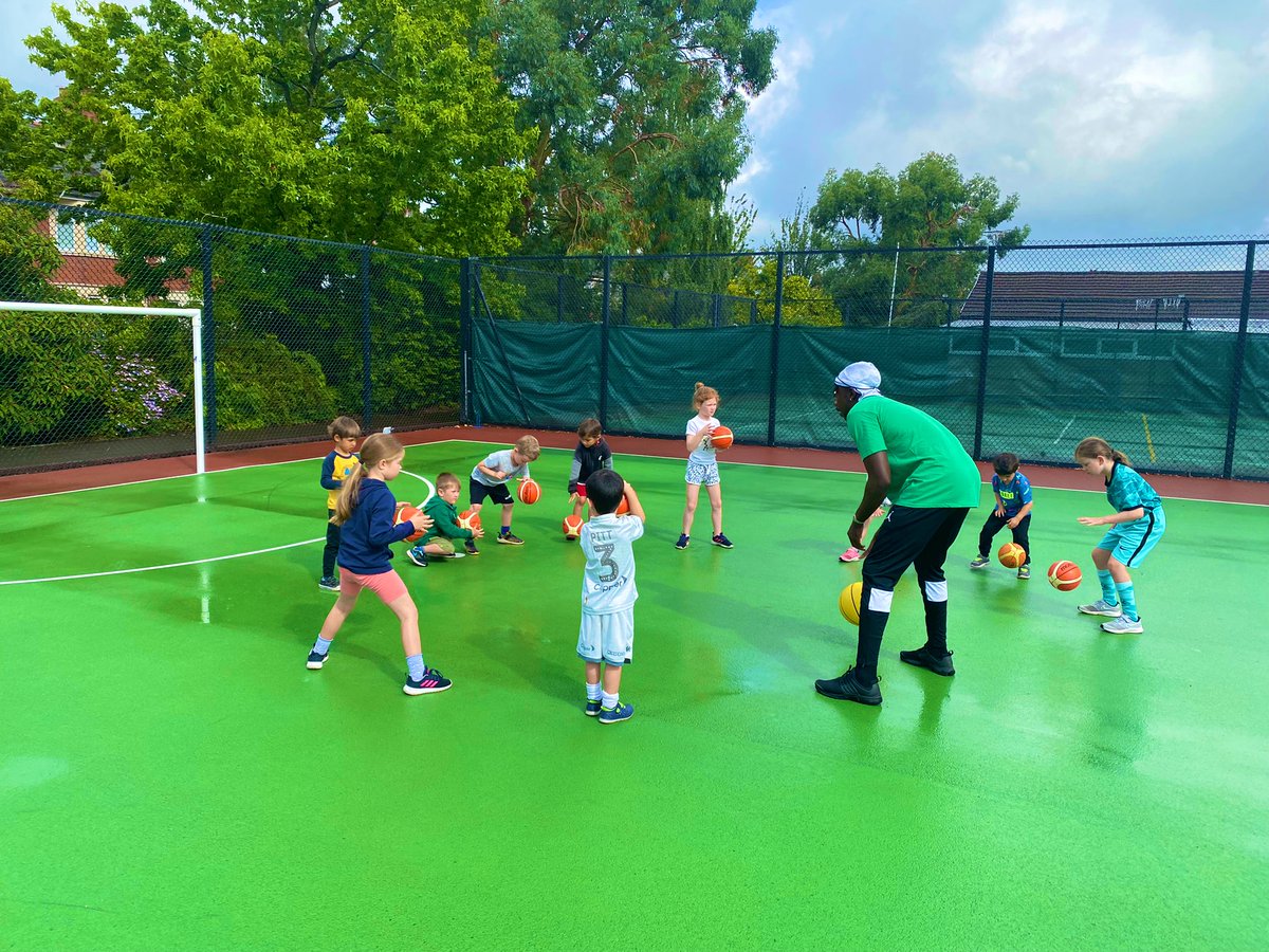 Another great turnout despite the rain. Thanks to all the parents, coaches and young people that made today so enjoyable. Massive thanks also to all those who make an event like this possible. Diolch yn fawr 👏👍🏀 #SummerofSmiles #cardiffbasketball #rain #funintherain