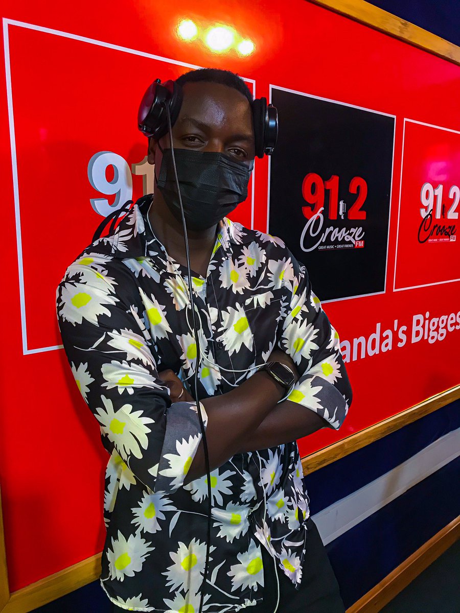 912CroozeFM's tweet photo. #TheMostWantedHits Darlings. 

@DJ_Alberto43 is in the machines 😎 #wulululu https://t.co/hd7acQESH5