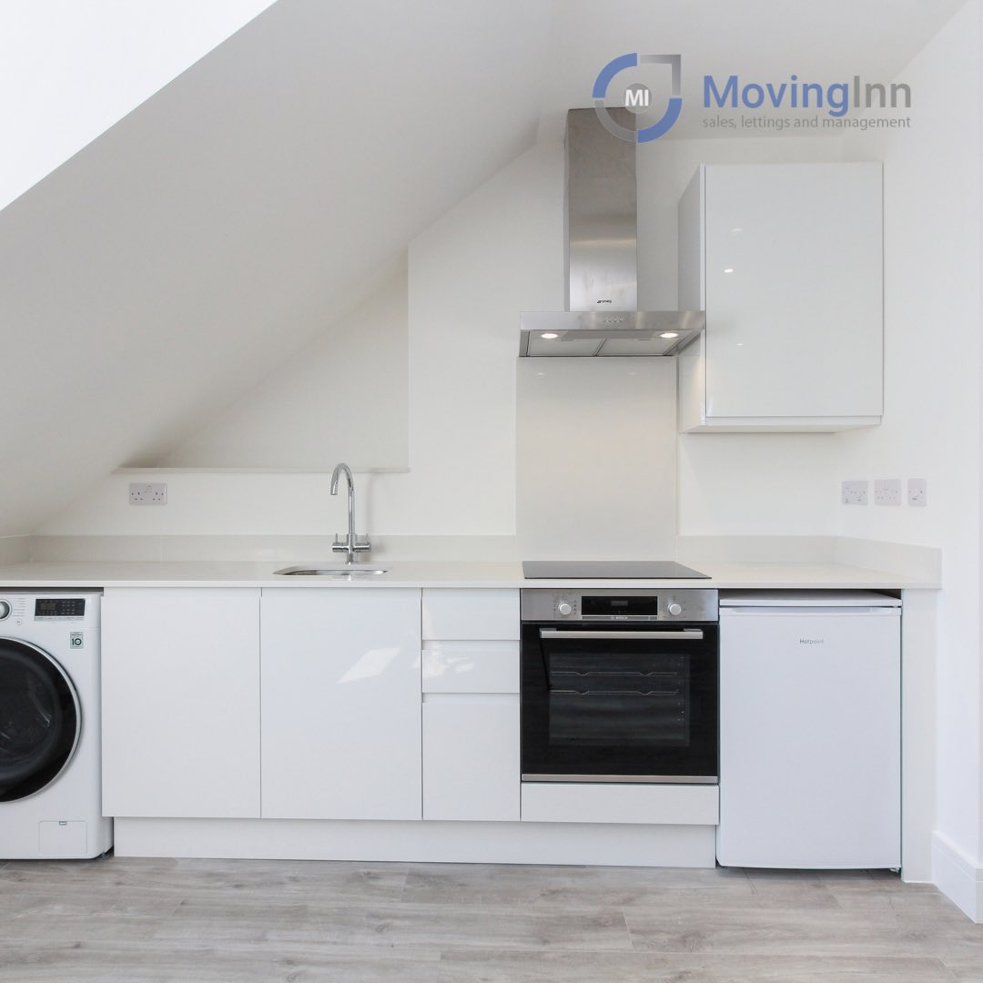 movinginn's tweet image. Check out this stunning 1 bedroom flat to rent in #Streatham, #london 😍  
DM us or Call us on 020 3542 2138to arrange viewing.
#RealEstateagent #househunting #forrent #tolet