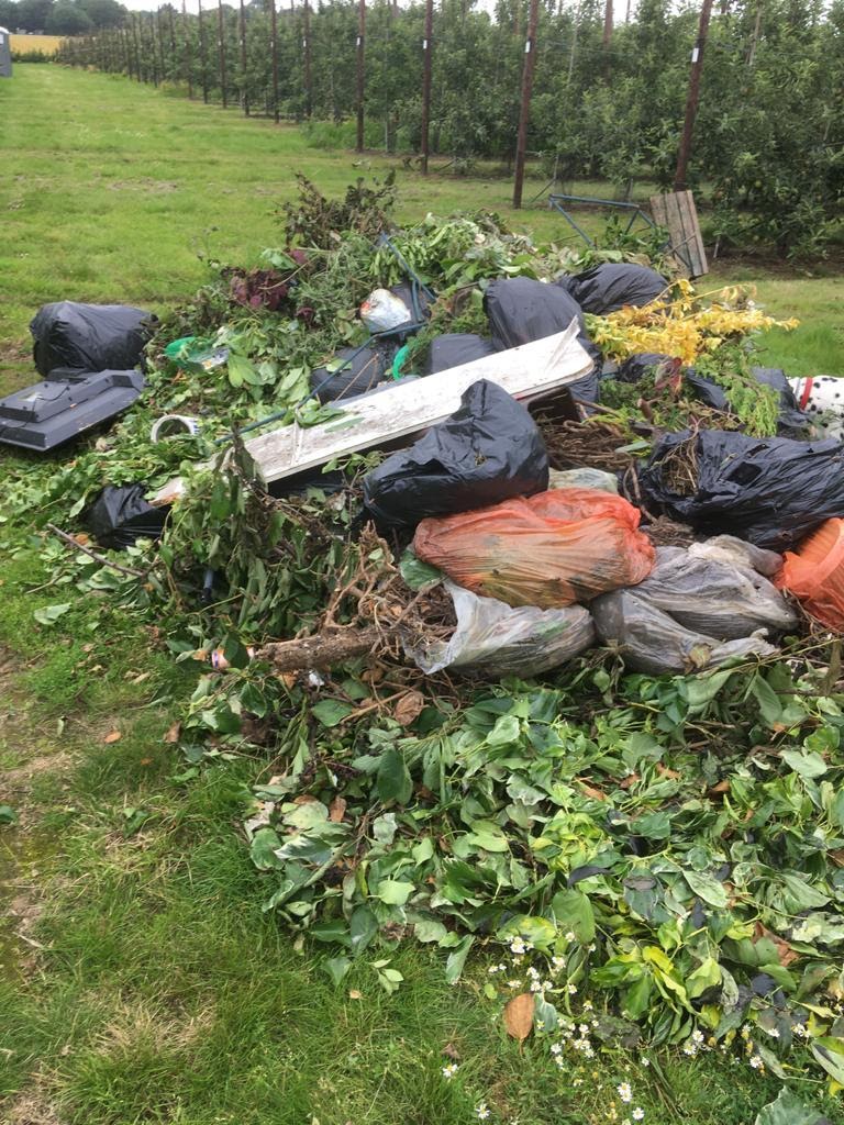 Our Enforcement Team had a busy day on Friday, working with <a href="/kent_police/">Kent Police (UK)</a> to make one arrest and two vehicle seizures in relation to #Flytipping and Waste Offences in #Thanet.

❗️Please remember that flytipping is never a viable solution.