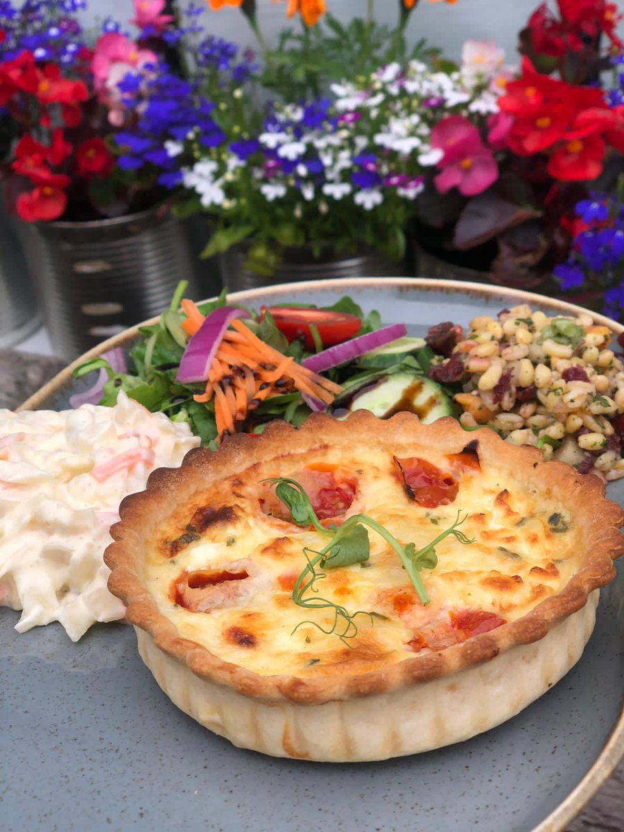 ShopsHeaven's tweet photo. All that goodness of creamy goats cheese and tomatoes kissed by the sun all placed in a delicious pastry tart then served with our house salads of the day. #tart #goatscheese #sundriedtomoatoes #summereating #specialoftheweek #foodphotography #coffeeshop #delivery #milnathort https://t.co/krBR4lwZkz