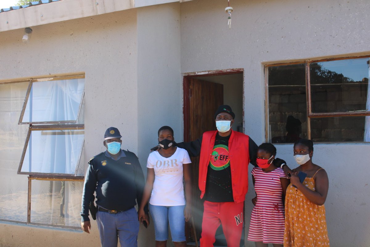 MpumalangaEff's tweet photo. Today we hand over a fully furnished house in Mbombela Mpumalanga,as part of EFF 8th Birthday Anniversary celebration 
@EFFSouthAfrica @collensedibe @MathibeRebecca @MliloZanda https://t.co/VCa5pNimHR