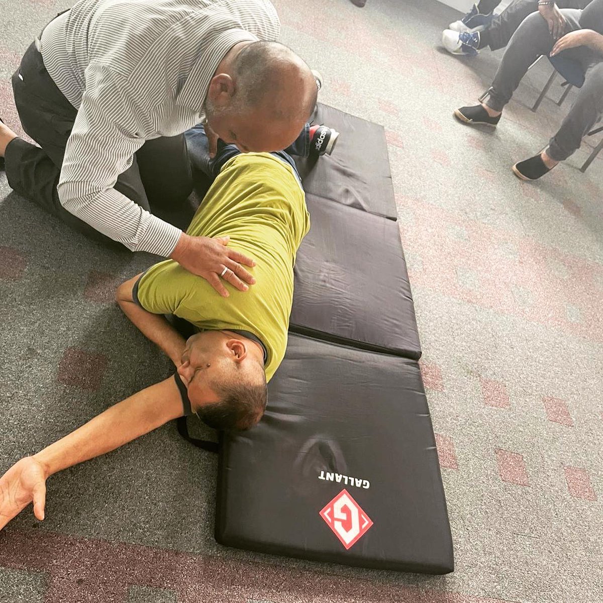 TM_Training1's tweet photo. If you are looking to get your First Aid  qualifications. Booking open Get booking now!! 
For further details contact us on 
Email : Info@tmtrainingcentre.com 
Phone : 07787750924
IG: Tm.Trainingcentre 
SECURE YOUR FUTURE...
#SIA #CCTV #DS #Emergencyatwork #firstaid https://t.co/gYuB0gZsmK