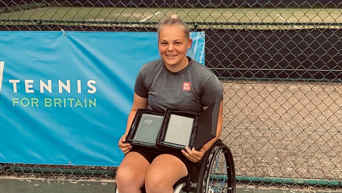 WChairTennisGB's tweet photo. After 3 days of superb #wheelchairtennis competition in #Nottingham, congratulations to our British Open Junior Champions 👉 https://t.co/OcSOhoVqGr

Boys' Singles @BenBartram3
Girls' Singles @RubyBishop_
Boys' Doubles @BenBartram3 @DahnonW
Mixed Doubles @RubyBishop_ @BenBartram3 https://t.co/59DlZEdHNf