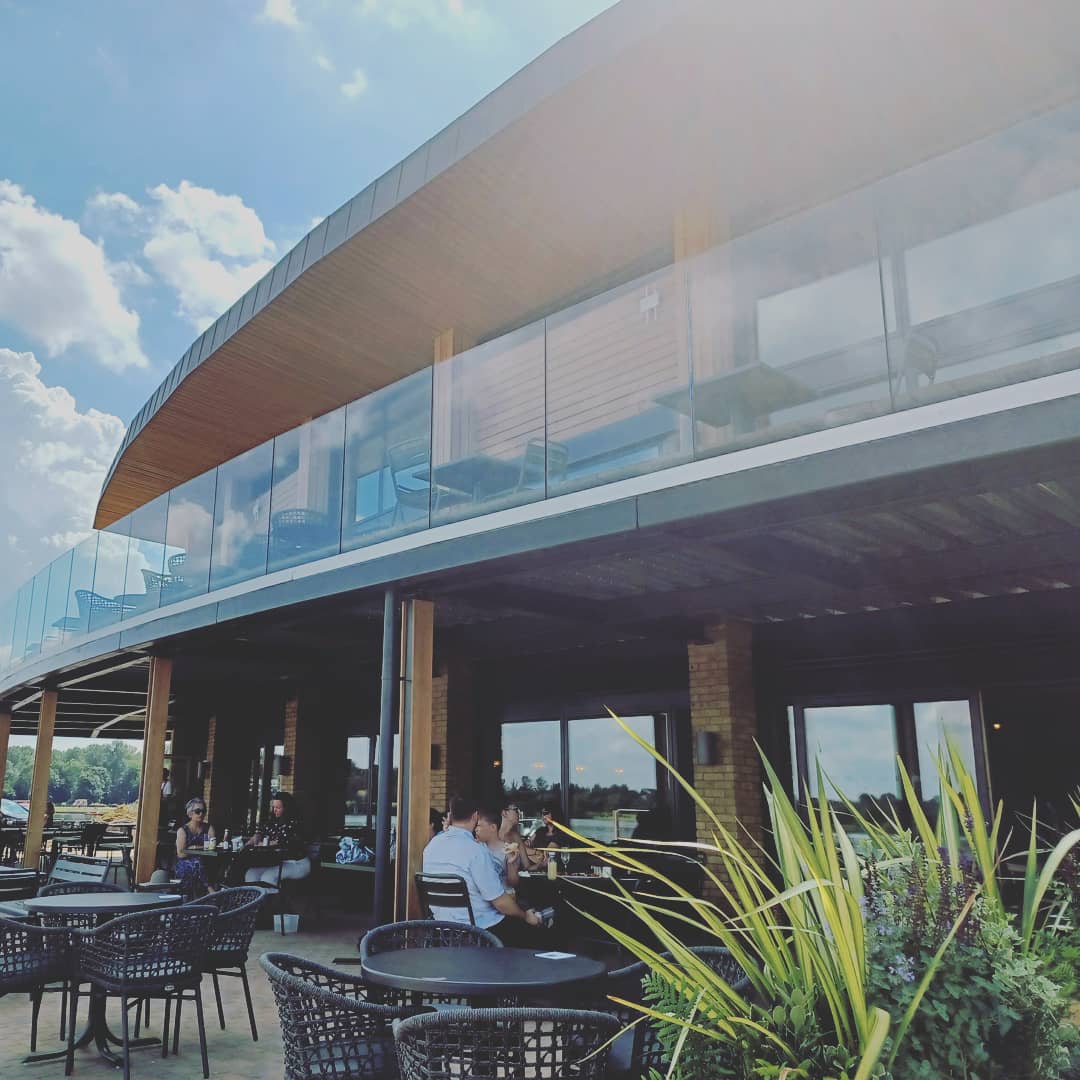 benugo's tweet photo. Thanks to everyone who's visited us at @willenlake so far π π¦ Our brand new bar & kitchen has been open for a whole week & we're having a great time! β£
β£
Definitely worth a visit. Open every day πβ£
β£
@TheParksTrust
#MiltonKeynes #loveMK #barandkitchen #familydayout #views https://t.co/NjsUeGGxu5