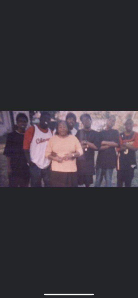 Tru239Goonie's tweet photo. Rest In Peace To Ms. Tina 🙏🏾🕊 #GoneButNeverForgotten https://t.co/Btqq4kfwdI