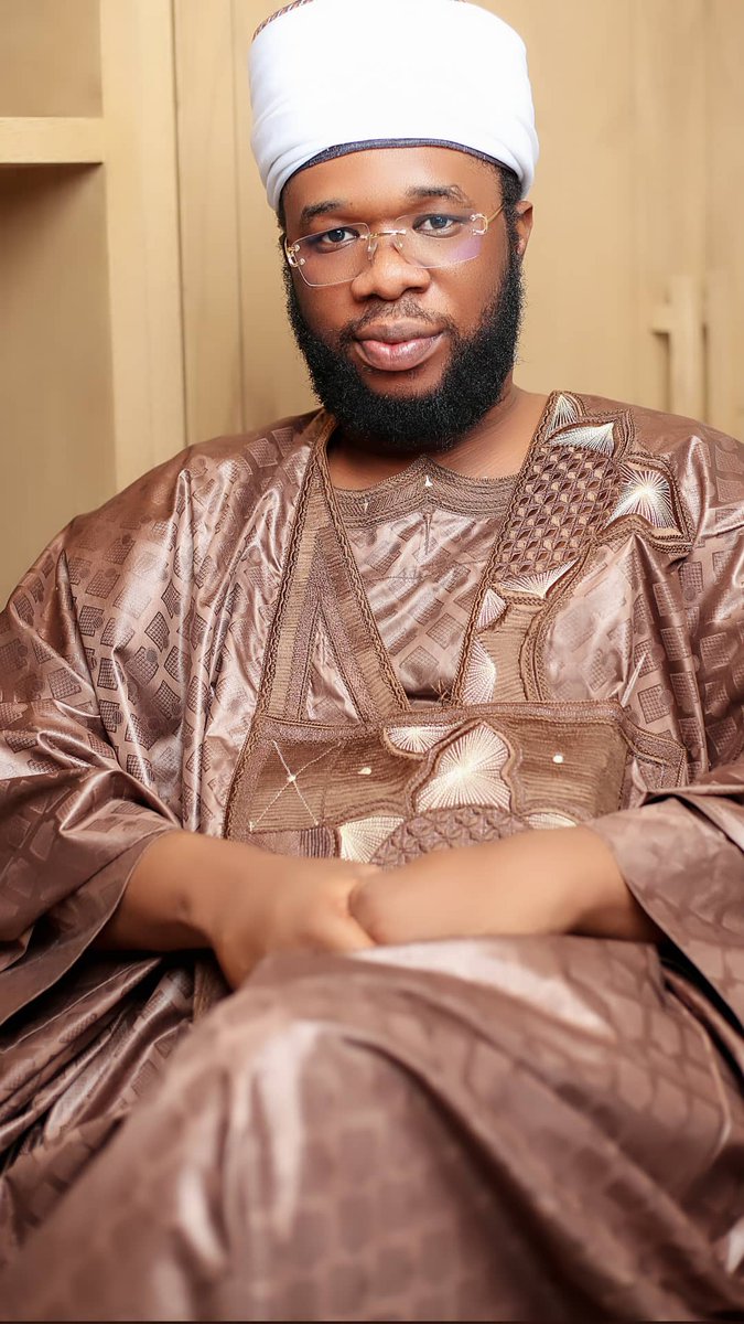 boromkemane's tweet photo. Le prophète ﷺ dit: « Les paroles les plus aimées par Allah sont au nombre de quatre, peu importe par laquelle tu commences: Sobhanallah, Al Hamdoulilah, La Ilaha Illa Allah, Allahou Akbar.

(Rapporté par Mouslim dans son Sahih n°2137) https://t.co/Eq3TXxqGYG