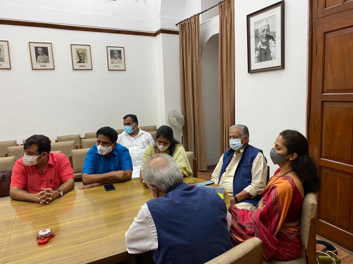 ANI's tweet photo. A meeting of the Opposition leaders is underway. Congress MPs Rahul Gandhi, Adhir Ranjan Chowdhury, Gaurav Gogoi, DMK MP TR Baalu, NCP MP Supriya Sule and other MPs of BSP, National Conference, Kerala Congress, CPI(M), RSP, IUML present at the meet. https://t.co/QQO44t03sZ