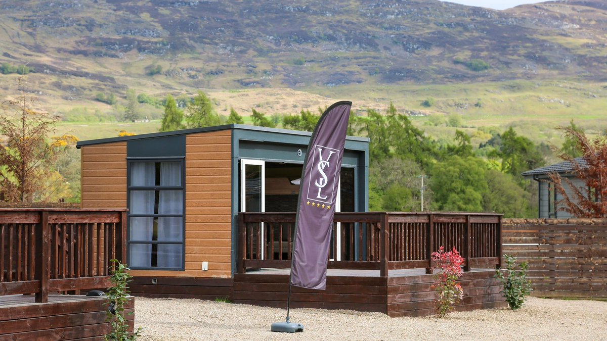 Our cosy glamping pods are a great way to experience the stunning Loch Ness area while still enjoying the comforts of home. See our availability for August and September and book online 👉bit.ly/3zCsHbu
#LochNessHighlandResort #LochNessLodges #VisitScotland #Staycation