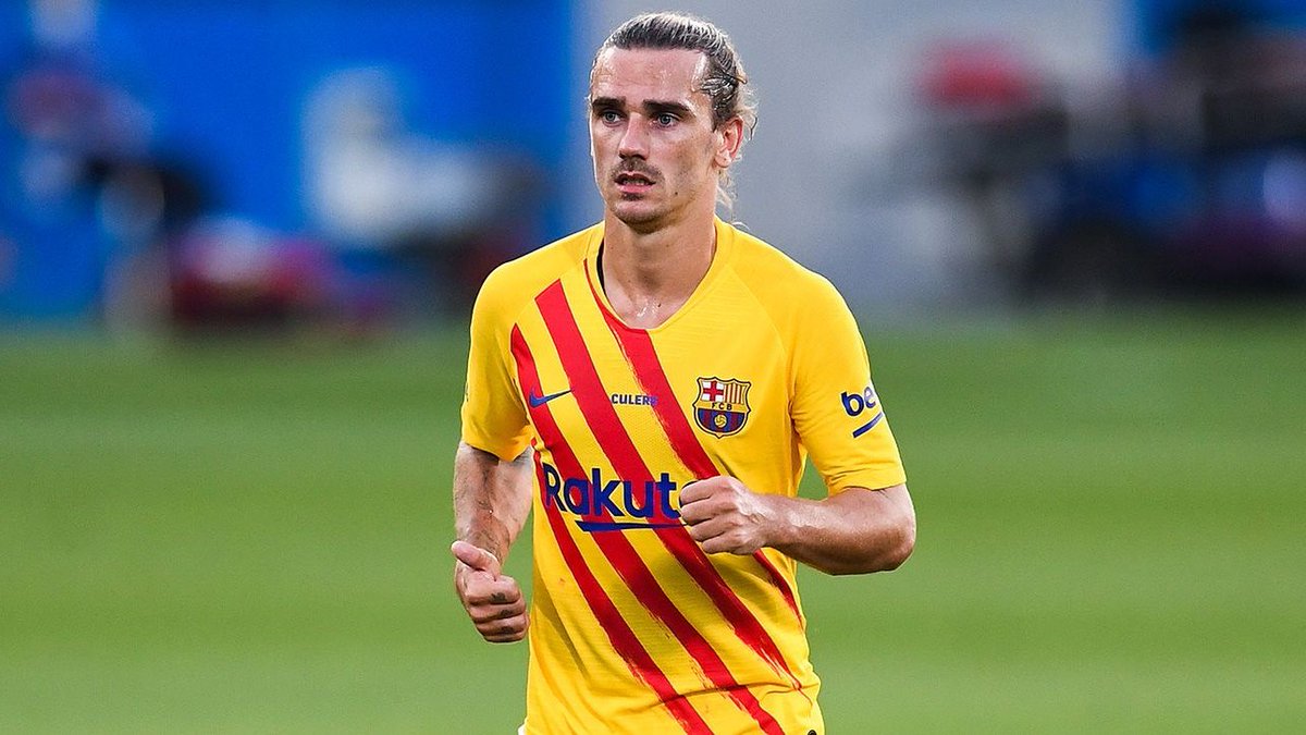 BlazquezFont's tweet photo. Antoine Griezmann acepta negociar una rebaja salarial. El delantero francés gustará más o menos, pero su profesionalidad y compromiso con el club es innegable. Un culé más dispuesto a rebajarse el sueldo para seguir en el Barça. No todos los jugadores hacen lo mismo. #Barcelona https://t.co/qAnZpfXdZY