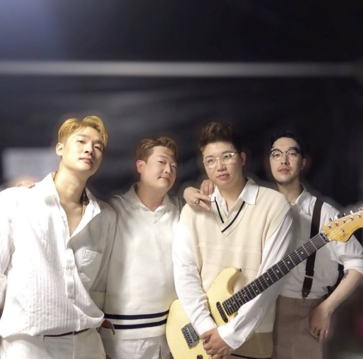 giantherockstar's tweet photo. BIG BIG THANKS TO THE GHOST BAND! YOU ARE ALL AMAZING! TIPPING MY HAT TO MUSICIANS LIKE YOU WHO REALLY CONVEY WHAT MUSIC TRULY FEELS THROUGH INSTRUMENTS!!! THANK YOU FOR BEING HERE FOR OUR BOYS SINCE DAY 1!!! @BIGHIT_MUSIC @bts_bighit https://t.co/6TASRmf2dL