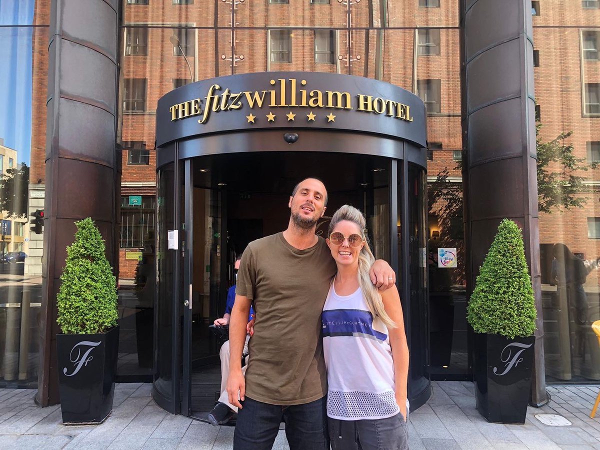 Lovely Laura tweet media