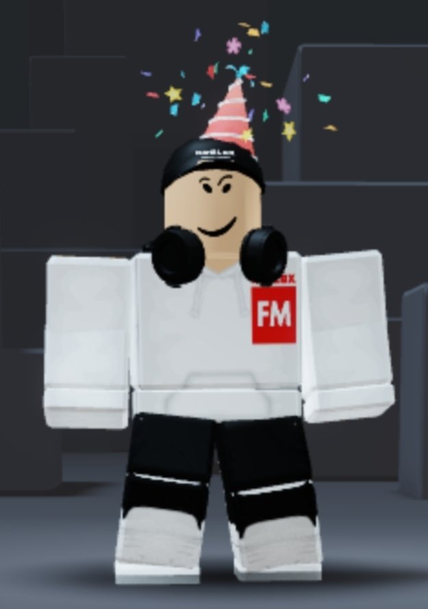 Roblox FM 📻 on X: All 23 candles for our bossman today! 🎂 From all of  us, from Roblox FM, we want wish the founder @TotalDamian_RBX a very happy  birthday. 🥳🎉 Leave