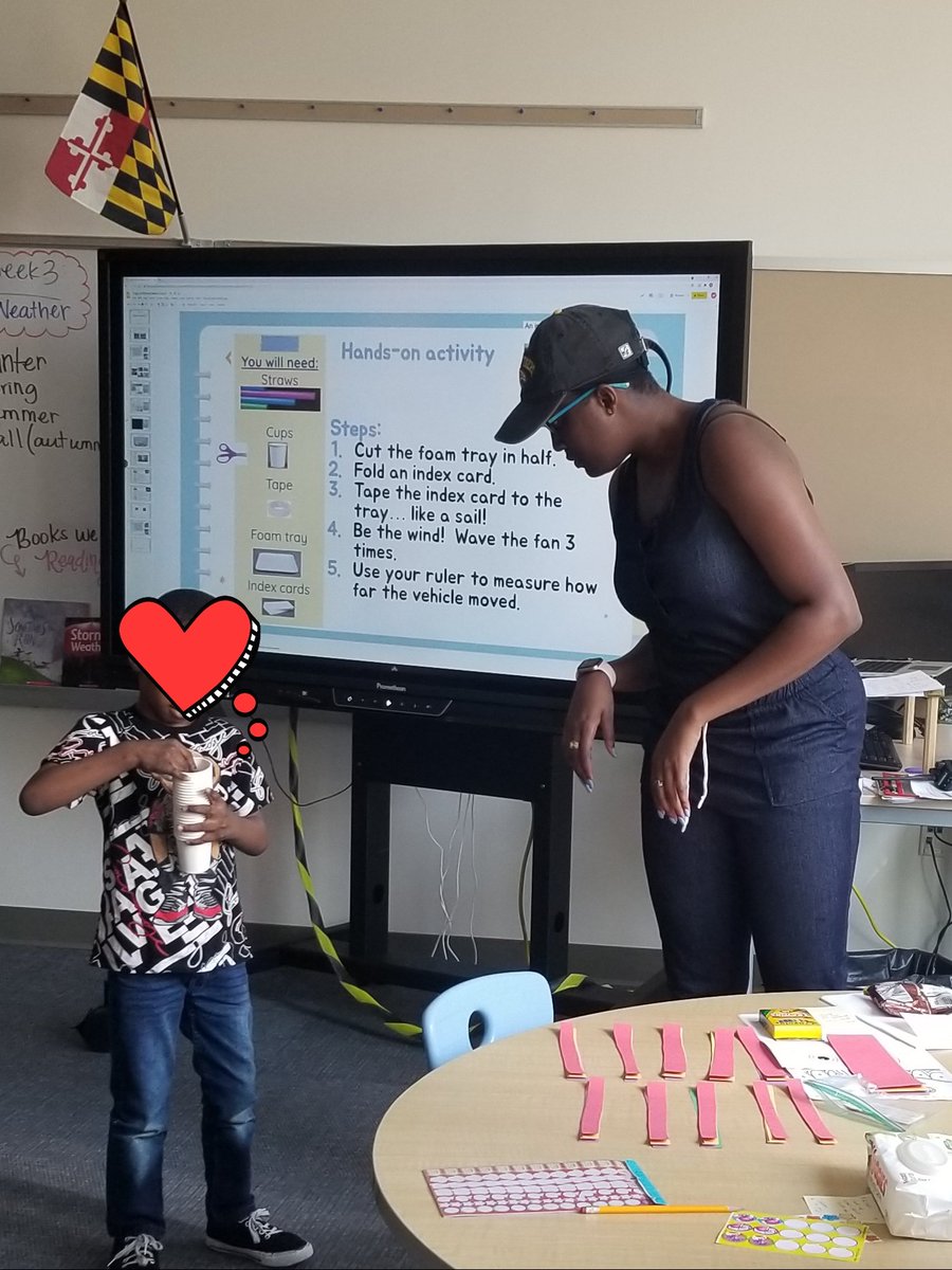 Swindy1615's tweet photo. When a 5th grade teacher subs in K during ELO. A great teacher is a great teacher. You rocked it today @MsChappell_ ! @TeamDundalkES @JenPilarski @MrAlexParadis https://t.co/RmOmSs2tBa