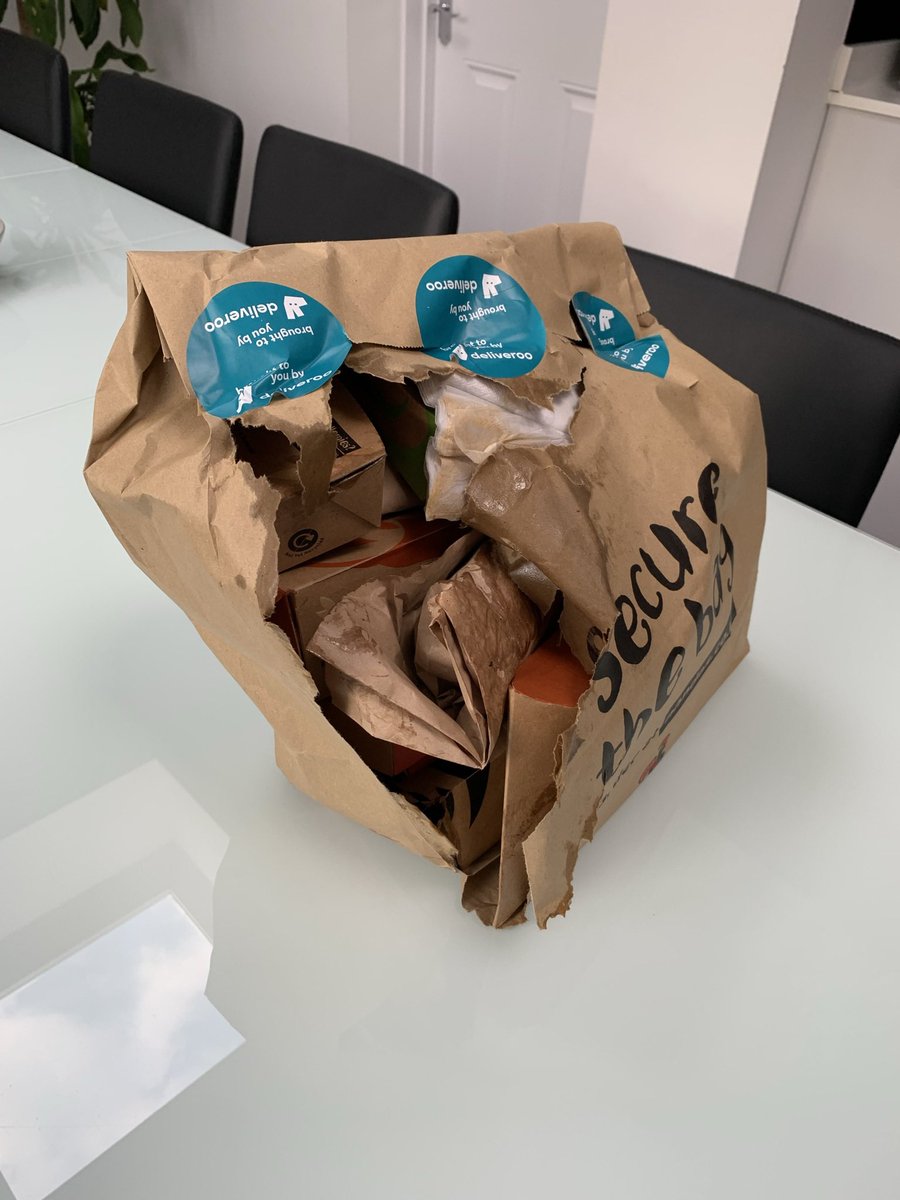 mixides's tweet photo. @NandosUK arrived cold and destroyed is this the new packaging? https://t.co/93vnBNi1ut