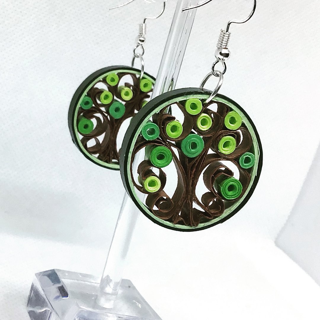 #MassiveSale on #HandMade earrings.
(almost) Everything is 40% off so you accessorize for
August Bank Holiday.
All ear hooks are hypoallergic and nickel free.
All hand made in #eastcork
etsy.com/ie/shop/IganaC…