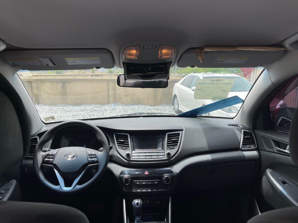 THE_GARAGE_TM's tweet photo. Hyundai Tucson 2017 up for sale. 78k miles. 88,499ghc or make me an offer. https://t.co/HpkK4gtn01