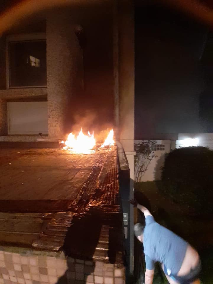 Actuará #EstadosUnidos contra los que, desde su territorio, incitan impunemente a cometer estos actos contra #Cuba, o se incluirán en su propia lista de países patrocinadores del terrorismo? #NoMasTerrorismo #USA #NoMasBloqueo #LetCubaLive (Fotos: Embajada de Cuba en #Francia)