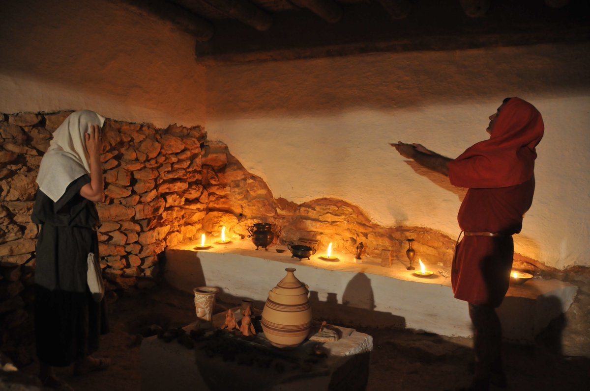 Al grup @ibercalafell i a nosaltres ens sap greu anunciar que enguany no farem el festival de recreació històrica TERRA IBÈRICA a la Ciutadella Ibèrica a causa de la situació sanitària actual. Esperem reprendre el projecte al 2022! cutt.ly/ZQyp10M